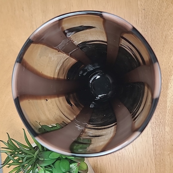 HAND-BLOWN glass vase - Picture 2 of 7